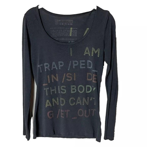 Tops - Women's Graphic T-Shirt Size Small Long Sleeves Stretch Lightweight Top Casual